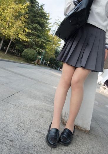 免费看污_BD国语神马影院手机在线
