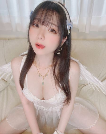 扛起美妇雪白双腿进入在线观看_高清点播免费观看最新