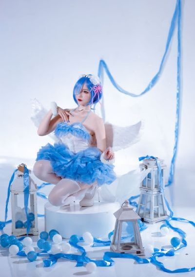 日韩白嫩白嫩bbwbbwbbw_蓝光韩国电影在线观看