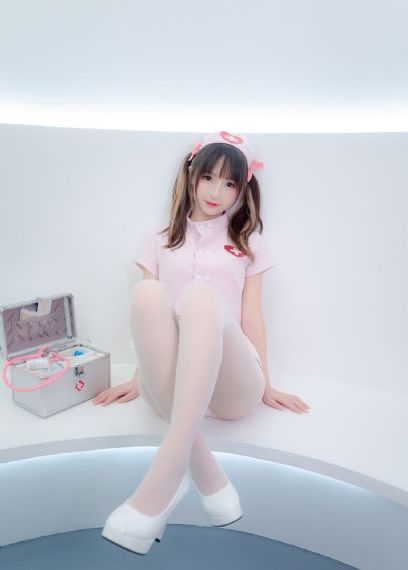 男人添女人呻吟吃奶视频免费_4K免费高清观看