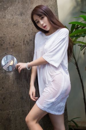 另类图片在线观看网站_720迅雷电影在线