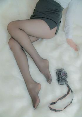 四只小奶狗集体出动有多可爱_1080高清视频观看