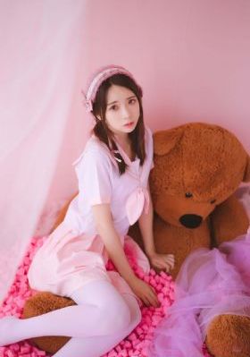 扒开美女狂揉免费网站_HDHD在线观看