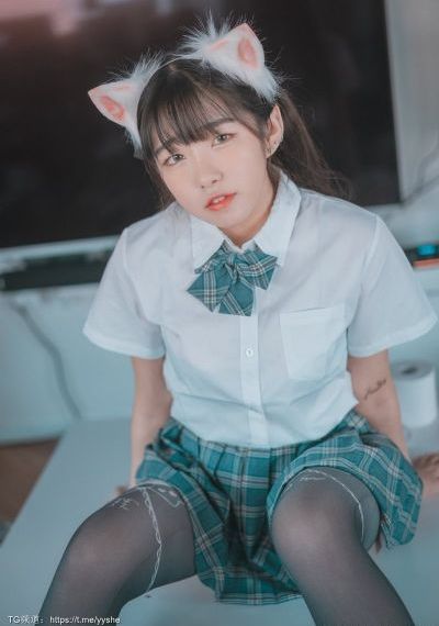 大胸女人在床上啪啪啪啪啪_BD国语电影在线看
