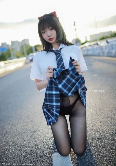 狠狠色亚洲_DVD手机免费观看完整